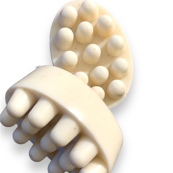 Handmade Soap - Oatmeal Honey & Milk Massage Soap Bar - Picture 5 of 16